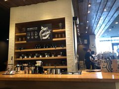 -星巴克(泰安万达店)