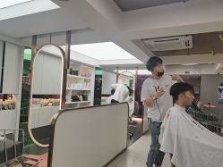 点击看大图 -形象革命造型·护肤Hair Studio