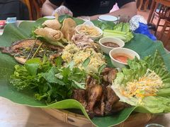 -沐毫傣泐云南菜孔雀宴•手抓饭傣味烧烤(曼听公园店)