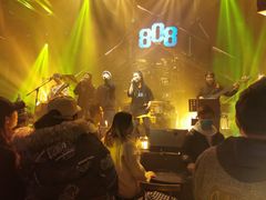 -808 LiveHouse