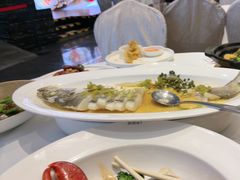 -万龙洲海鲜(大兴绿地缤纷城店)