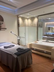 -EC BEAUTY易思美容