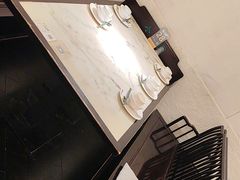 -小菜园新徽菜(镇江丹阳吾悦店)