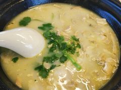 -琥珀老六龙虾(四里河店)