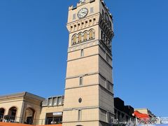 -王府井奥莱临潼小镇(临潼店)