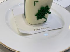 -Fridi Patisserie Cafe