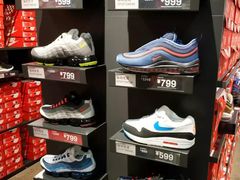 -NIKE上海青浦优选体验店