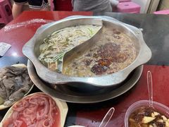 -储奇门鳝鱼火锅(总店)