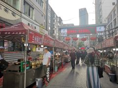 -正宁路小吃夜市