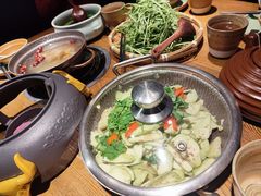 -吃饭皇帝大土家民族菜(正大广场店)