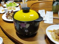 -赶海部落海鲜城(海阳路店)