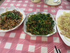 -洪霞餐馆
