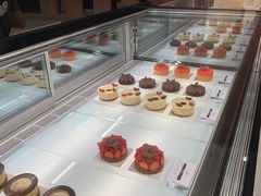 -潮一不贰·法式甜品·生日蛋糕·西式简餐(外滩店)