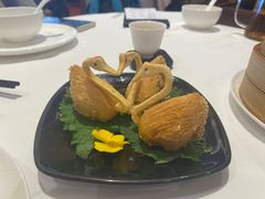 鲍鱼天鹅酥-白天鹅宾馆-宏图府餐厅