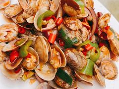 葱姜炒花甲-四川小胡子海鲜(丁村万人海鲜广场店)