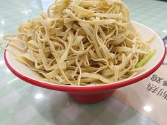 -服务大楼冷面(延大店)