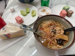 -上海浦东国际机场-T2航站楼