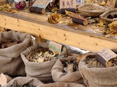 -湖泉半山温泉(湖泉生态园)