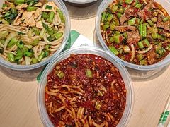 -玲玲米粉·新疆现炒米粉(大十字总店)