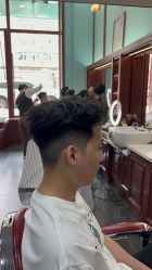 -绅仕門男士理发馆