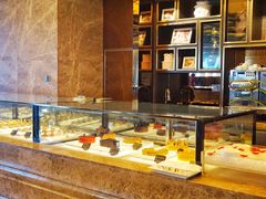 面包甜点陈列柜-富力丽思卡尔顿酒店·香荟全日制餐厅