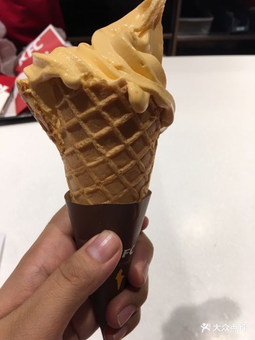 芒果冰淇淋华夫桶