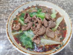 麻辣肥肠面-天府面庄(天平路店)
