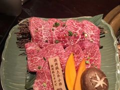 -山川小町·极番烧肉(新地假日广场店)