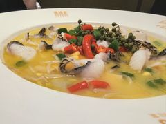 藤椒厚切肥肠鱼-渔语鱼新川菜Bistro(万象天地店)
