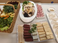 -德天雪花肥牛海鲜火锅(南苑东路店)