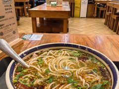 -云阿蛮云南生烫牛肉米线(奉贤路店)