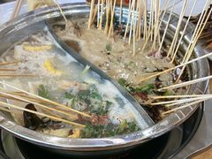 -袁记串串香(泉水轻轨站店)