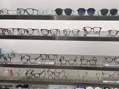 -视野联行眼镜·蔡司·尼康战略合作店(城西银泰店)