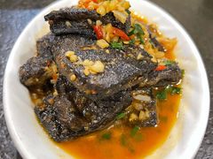 油炸臭豆腐-湘肠香火锅店(团结湖店)