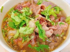 -飞厦老二手槌牛肉丸店