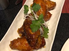 烤鸡翅-WOLFGANG PUCK KITCHEN & BAR(迪士尼小镇店)