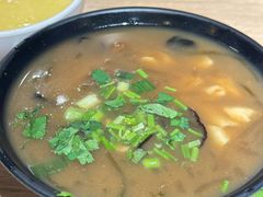 牛肉胡辣汤-老班长手工灌汤包老店(东山店)