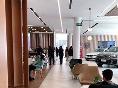 -北京宝诚宝马4S店