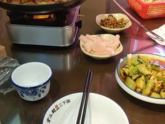 -富正毅三下锅·湘西韵味(天门山索道店)