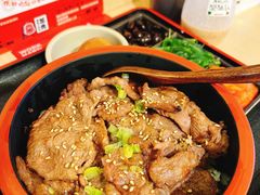 嫩肩烧肉饭-牛邸·烧肉饭(来福士店)