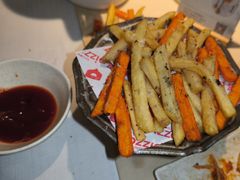 -春树下·树屋花房西餐厅(罍街AS1980店)