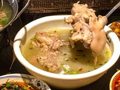 -肖四女乐山跷脚牛肉(滨江天街店)