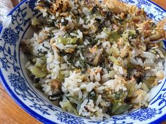 灶头咸肉菜饭-灶头屋里