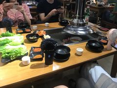 -肉甲韩国木炭烤肉(新壹街1店)