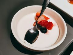 酸奶-小大董·烤鸭(观景餐厅·南京西路店)