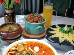 -怡得饭庄·30年老店·宋大妈昆明菜