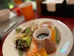 -怡咖啡海鲜自助餐厅(浦东香格里拉店)