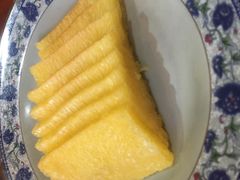 美味黄金糕-炉小二铜锅牛蛙•川湘菜(三里屯店)