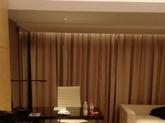 -上海宝华万豪酒店