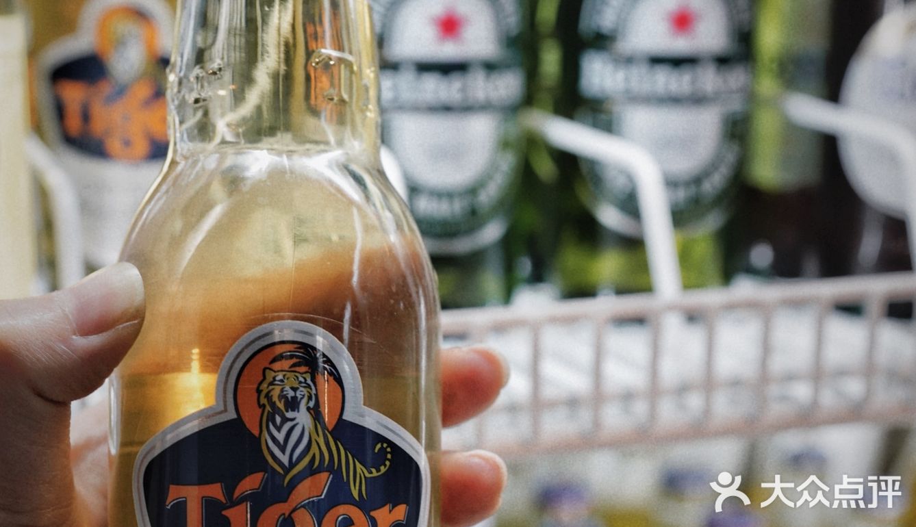 聚十三的烤肉十三梯上新啦！藤椒大鸡腿，简直性价比之王[胜利]